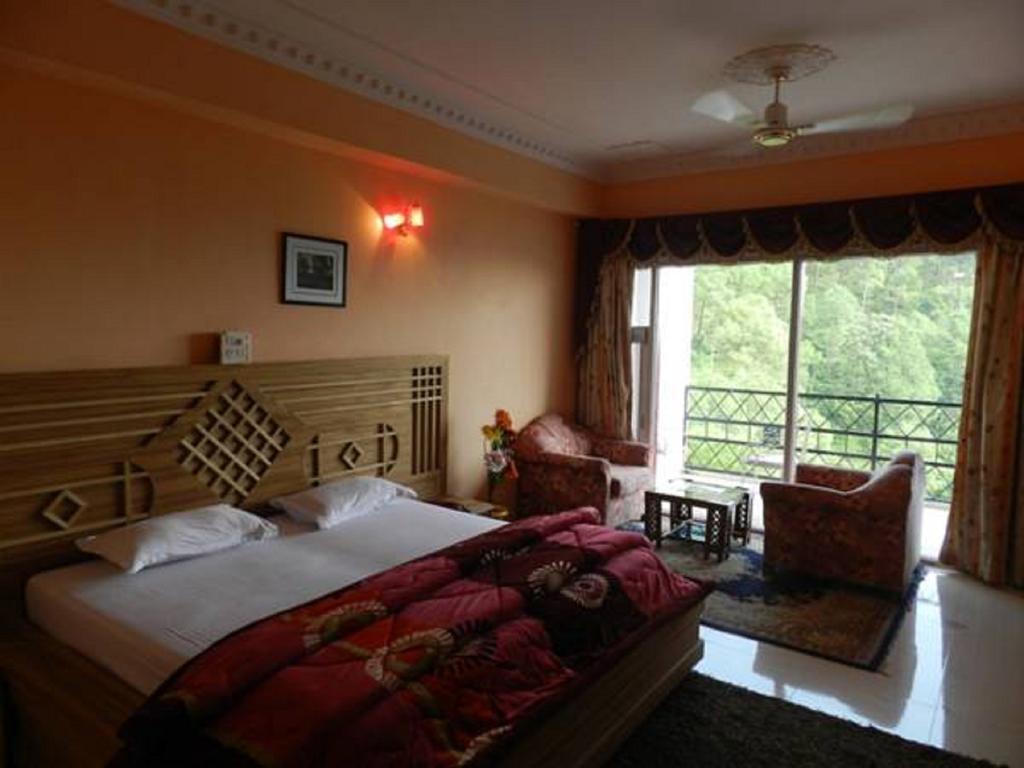 Hotel Shivalik Kasauli Cameră foto